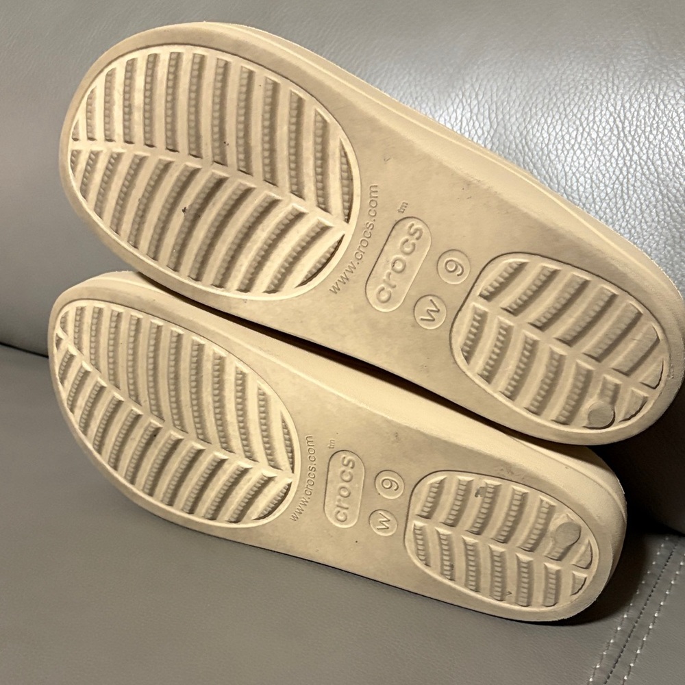 CROCS BAYA PLARFORM SLIDE ICONIC COMFORT Tan Sandals - Picture 8 of 8